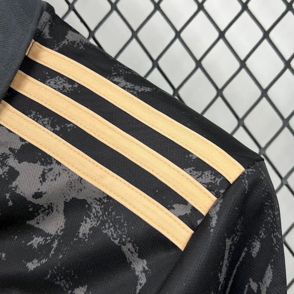 25/26 Maillot AJAX Noir/Gold Edition STONE ISLAND