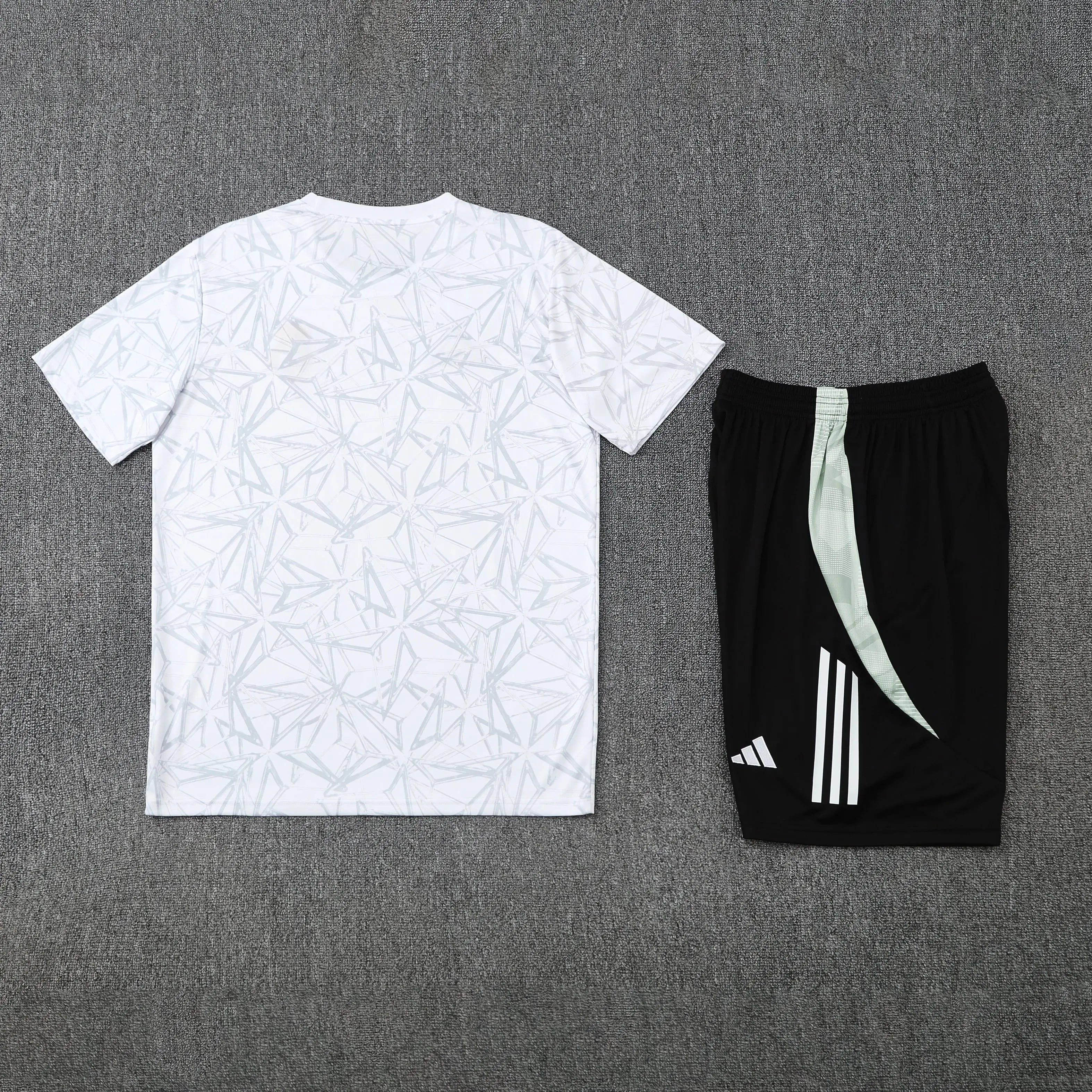 Ensemble Real Madrid Blanc/Noir