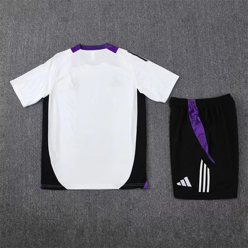 24/25 Ensemble d’entraînement REAL MADRID Blanc/Violet/Noir