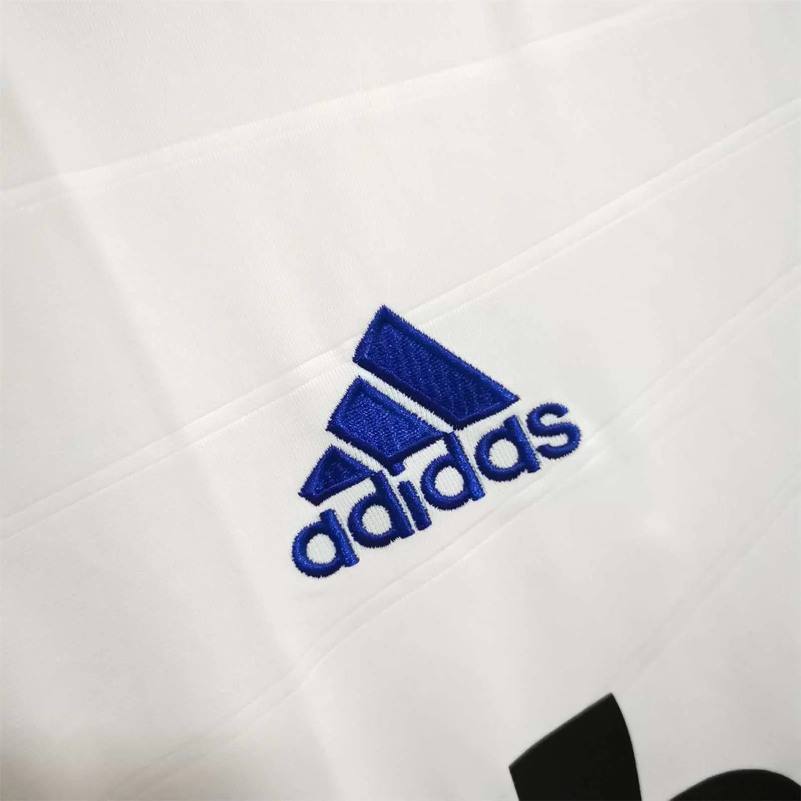 MAILLOT REAL MADRID DOMICILE 2010/2011