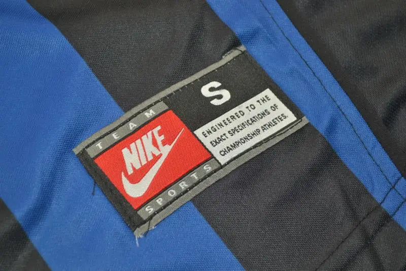 MAILLOT RETRO INTER MILAN DOMICILE 1998/1999