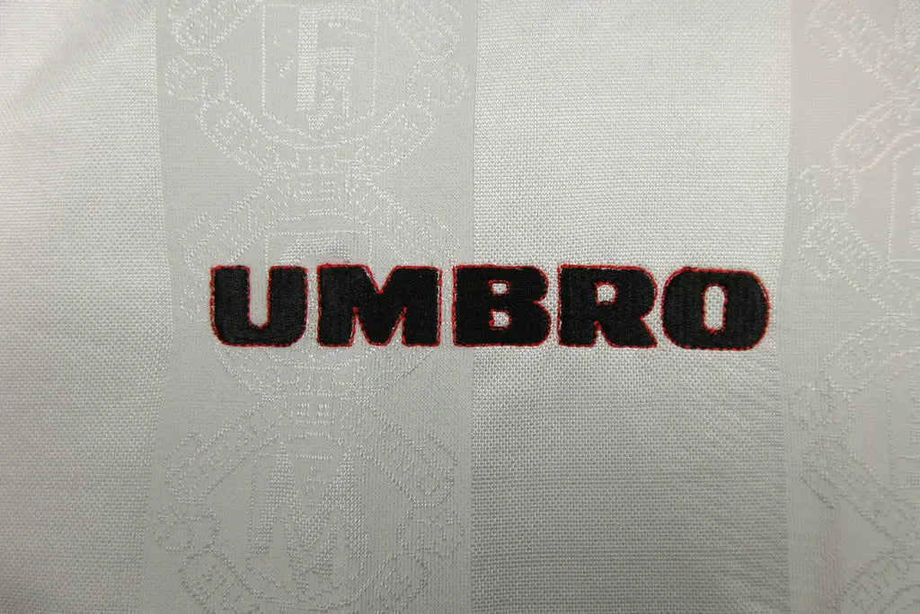 MAILLOT RETRO MANCHESTER UNITED 1998/1999 VERSION MANCHES LONGUES