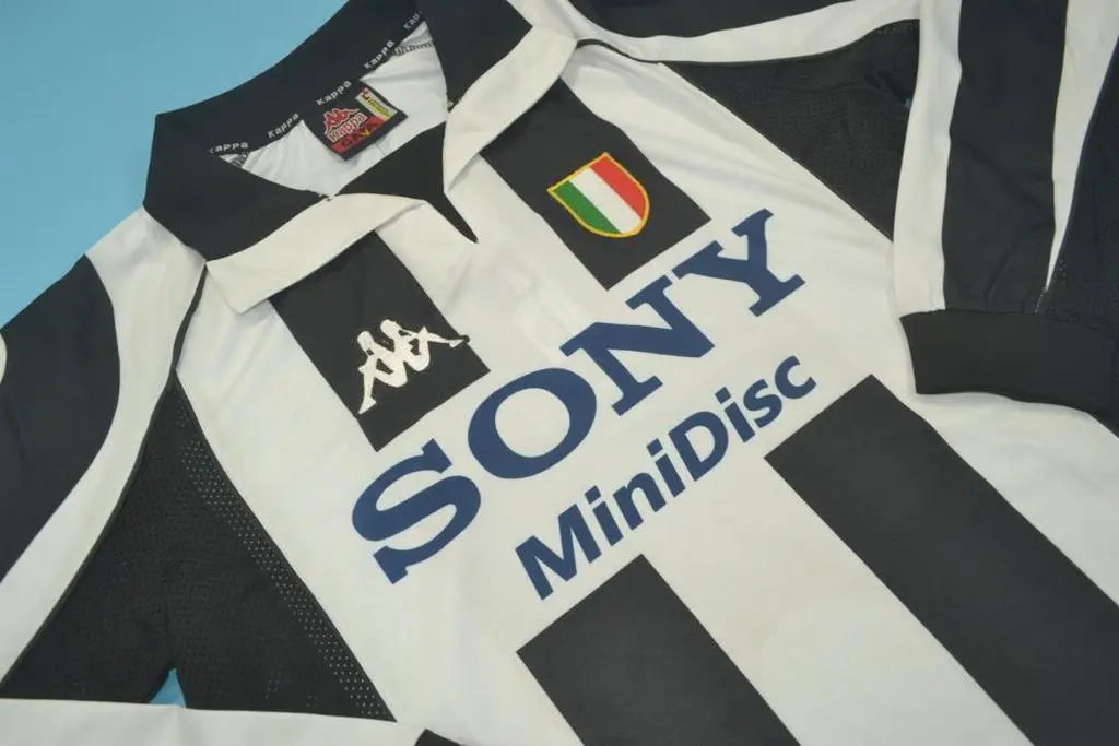 MAILLOT RETRO JUVENTUS DOMICILE 1997/1998