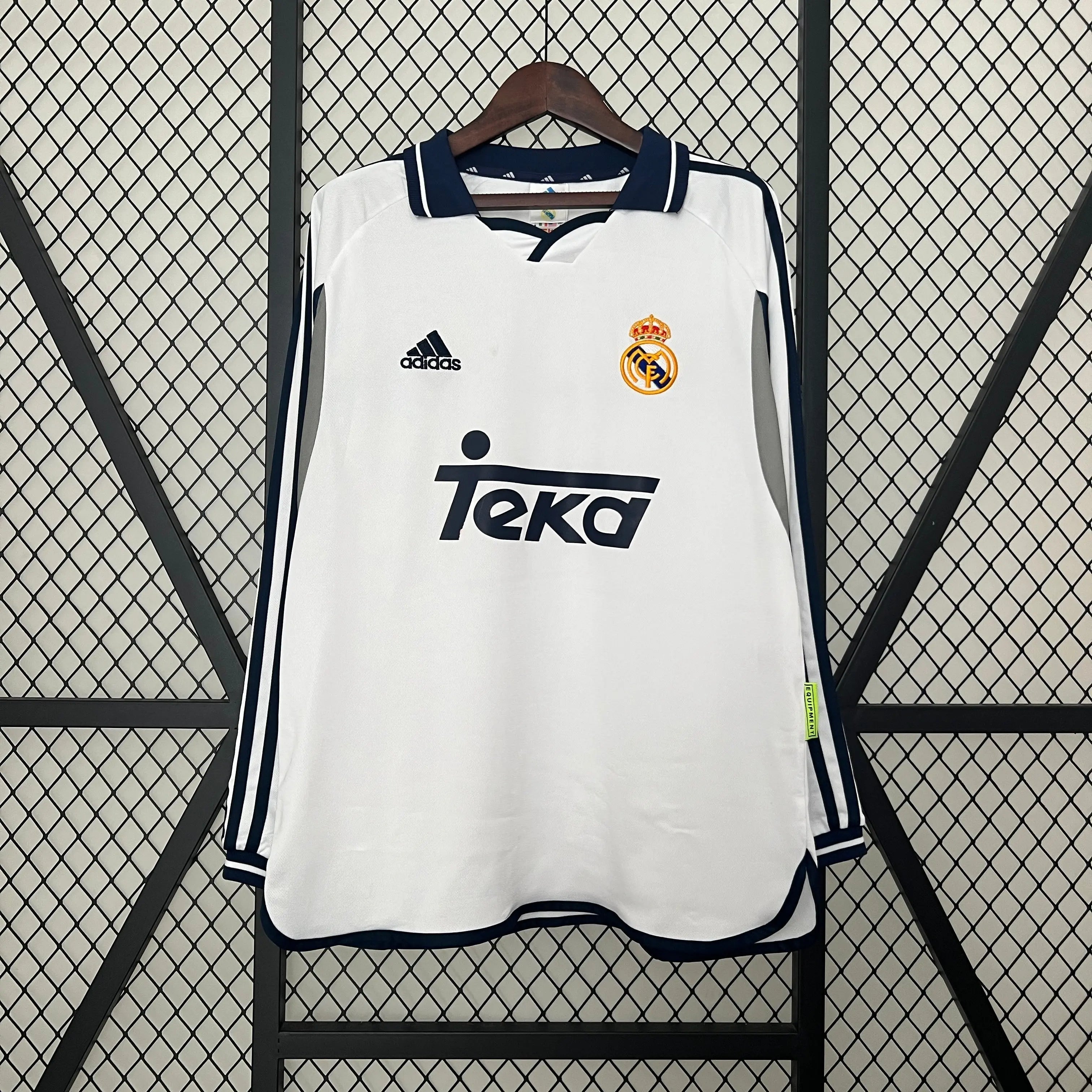 MAILLOT RETRO REAL MADRID DOMICILE 2000/2001
