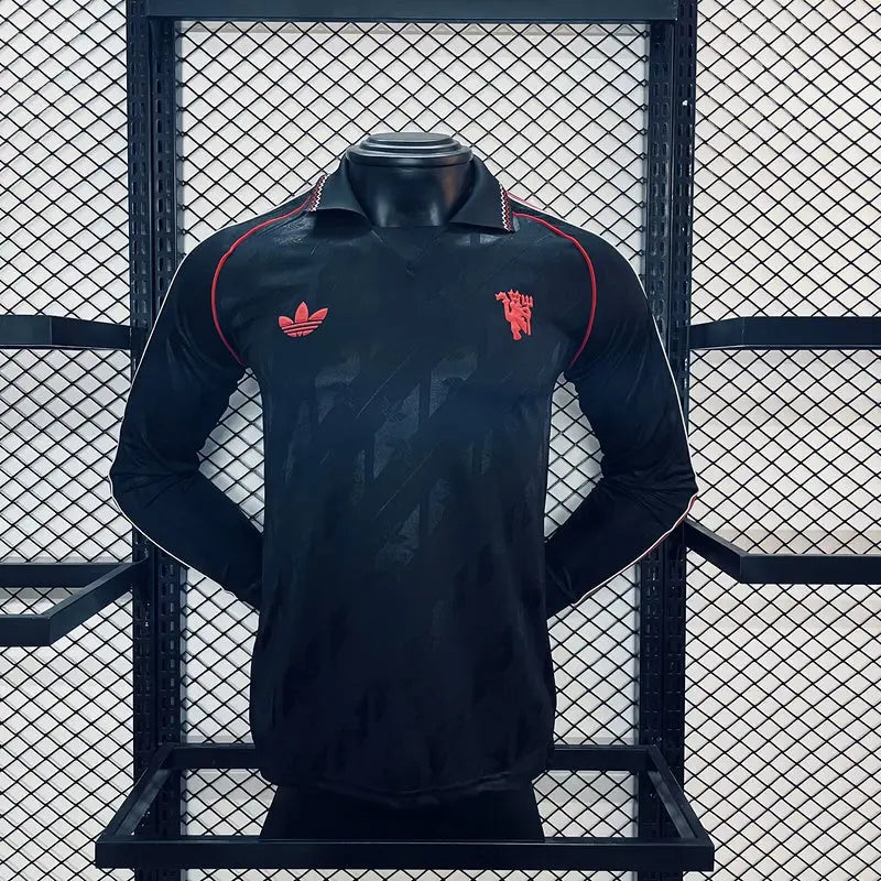MAILLOT RETRO MANCHESTER UNITED 2024/2025