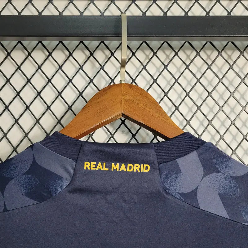 MAILLOT REAL MADRID EXTÉRIEUR 2023/2024