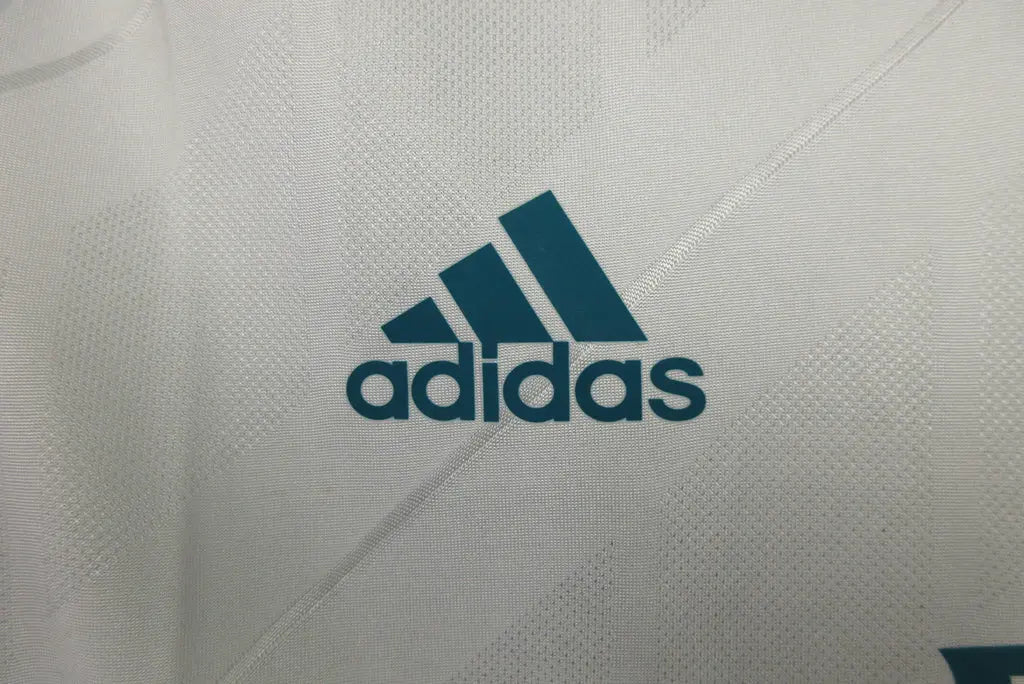 MAILLOT RETRO REAL MADRID DOMICILE 2017/2018