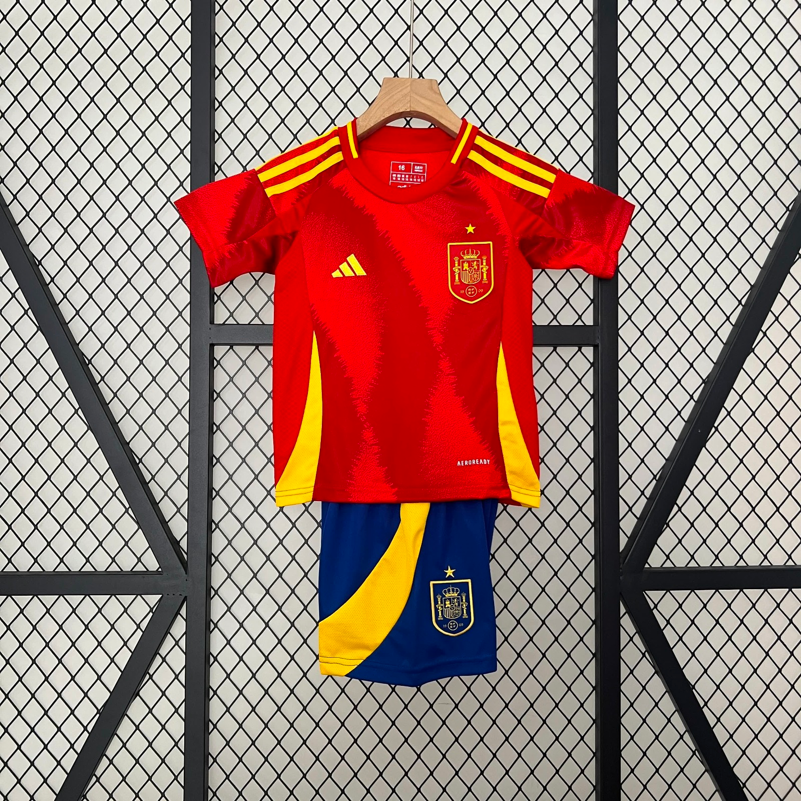 24/25 Ensemble Enfant Espagne